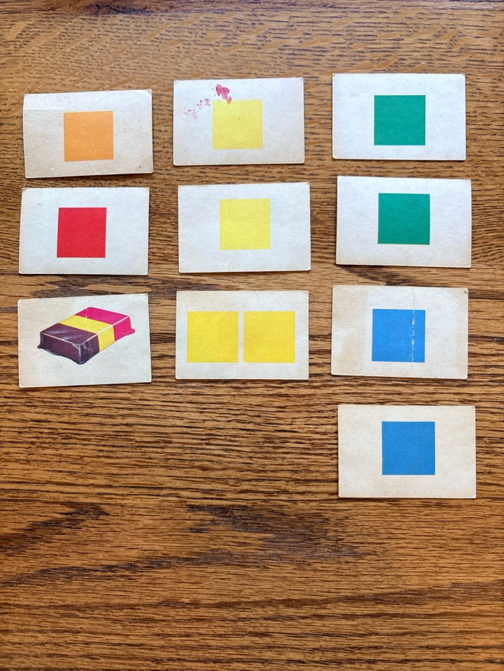 Vintage 1962 Candy Land Game Board — good condition- 10 game cards also included - Picture 17 of 17